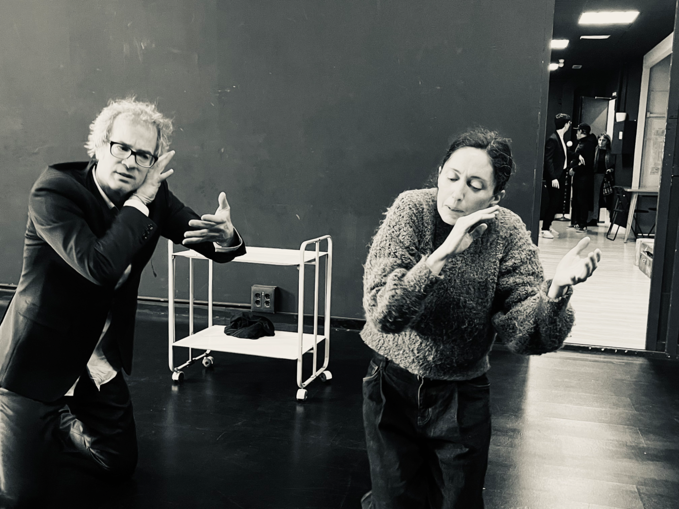 Paula Sánchez Arévalo y Luis Rallo ensayando La Dama Duende